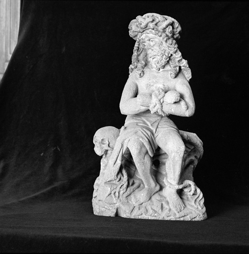 Statuette : Christ aux liens