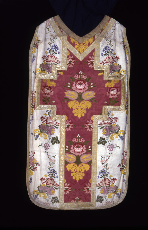 Chasuble, vue de dos.