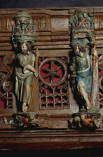 Vue de deux apôtres.