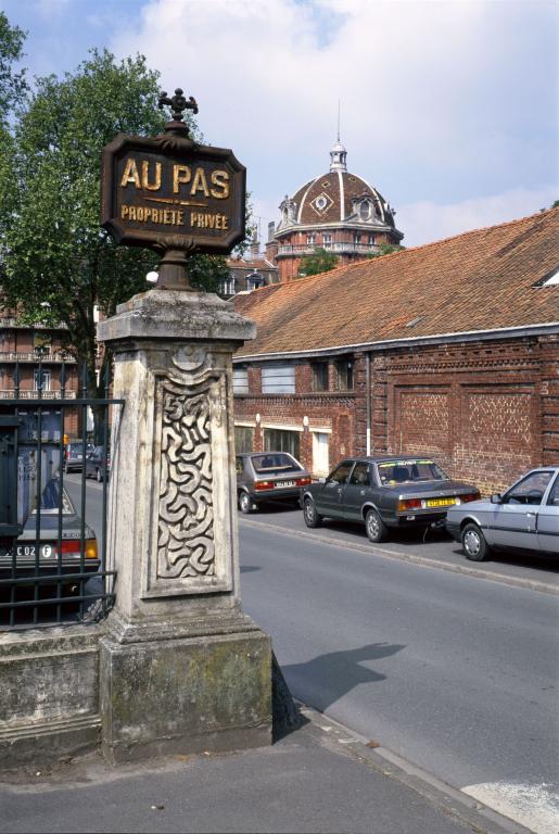 Ancienne cité ouvrière, dite Familistère Godin