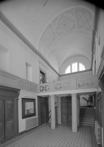La salle des pas perdus.