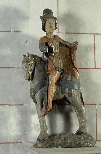 Vue d'ensemble de la statue en chêne, datant de la 2e moitié du 15e siècle.