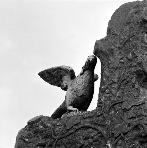 Détail de la tombe de la famille Paulette.