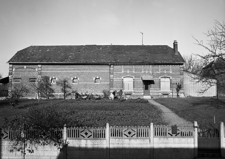 Esquéhéries, ferme (étudiée), 13 rue de Verdun. ; Elévation sur rue.