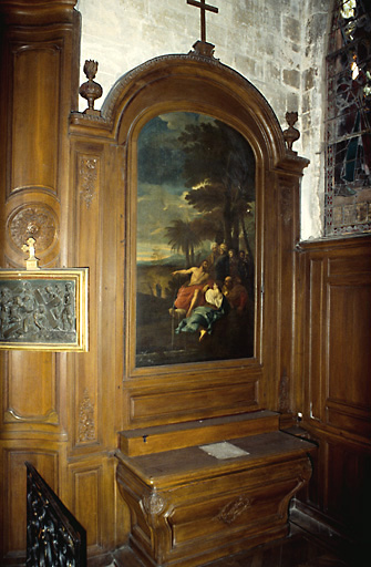 Vue de l'autel et du retable de la 4e chapelle sud de la nef.