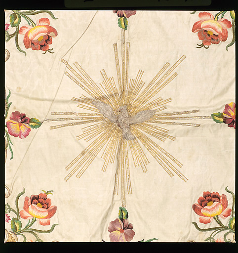 Voile de calice de l'ornement rouge (n° 6)