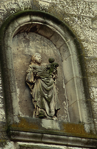 Statue (petite nature) : Vierge à l'Enfant