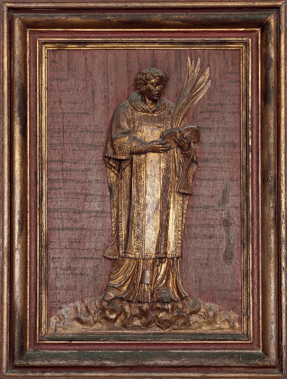 Détail des vantaux de l'armoire : panneau du registre médian représentant saint Gervais.