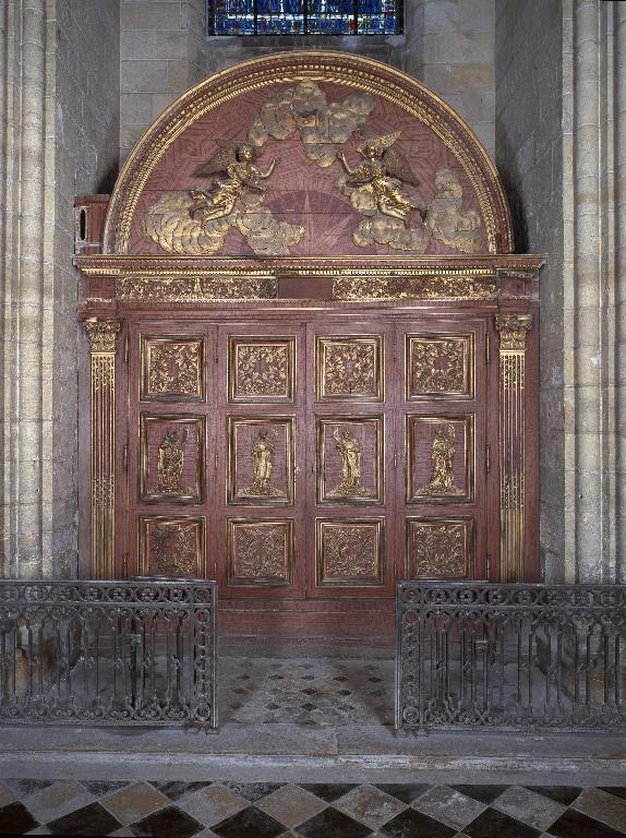 Vue générale de l'armoire.
