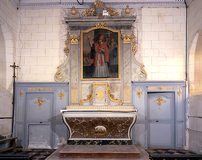 Ensemble du décor du choeur (lambris de demi-revêtement, maître-autel, tabernacle, retable, tableau d'autel)