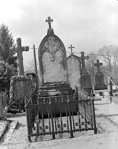 Tombeau (stèle funéraire) de la famille Jenot-Gandoin
