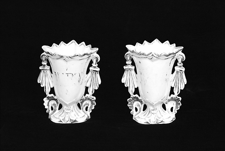 Paire de vases d'autel