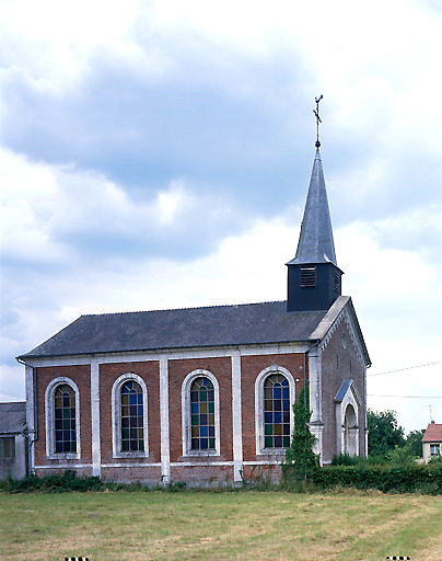 Vue, depuis le sud-ouest, du temple de protestants.