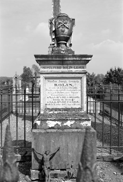 Vue du tombeau, signé Lebrun aîné à Saint-Quentin.