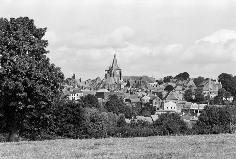 Vue générale, depuis le sud.