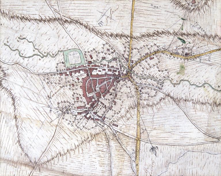 Plan de Vervins avant la construction de la Chaussée royale de Paris à Mons (1767).