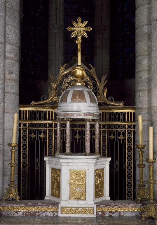Vue générale du tabernacle et de son exposition.