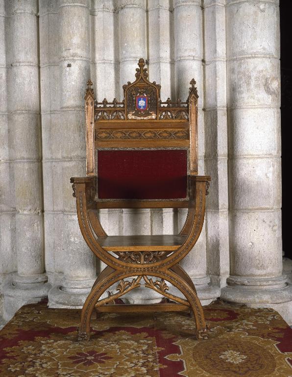 Trône épiscopal de Monseigneur Douillard