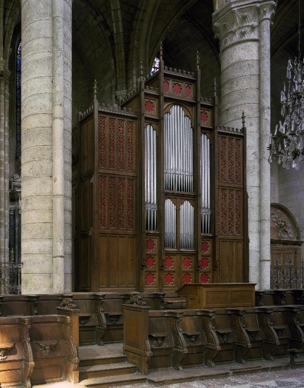 Vue générale de l'orgue.