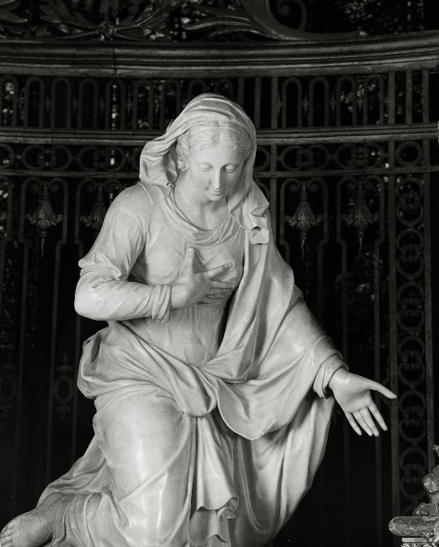 Groupe sculpté (non relié) : l'Annonciation