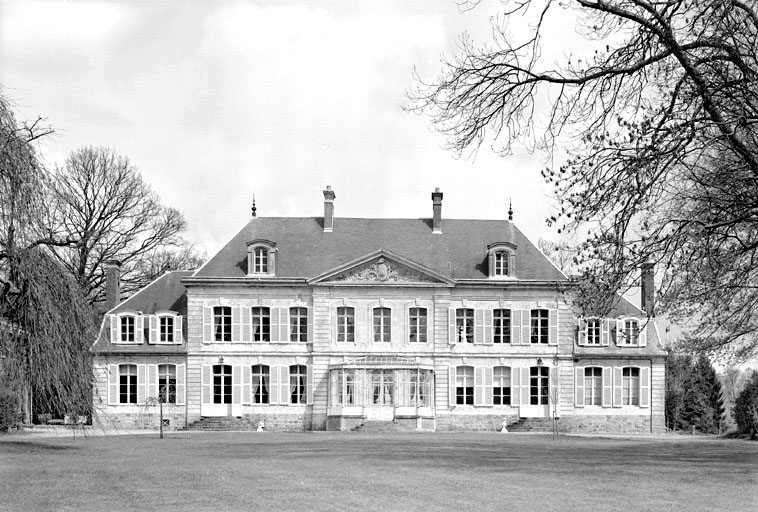 Façade antérieure.