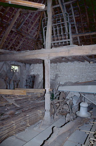 Vue du pressoir (1787), dans le bâtiment ouest.