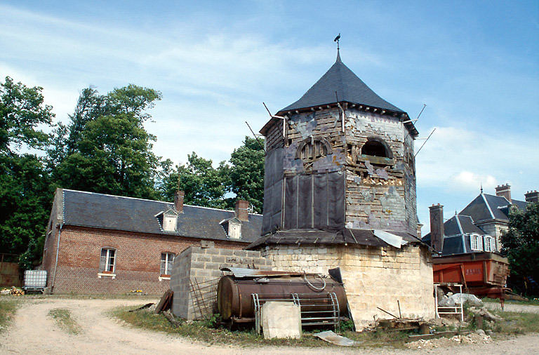 Ferme du château : le pigeonnier.