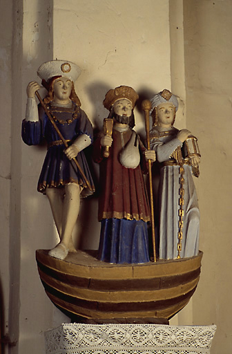 Vue d'ensemble du groupe sculpté, en bois polychrome, datant du 1er quart du 16e siècle.