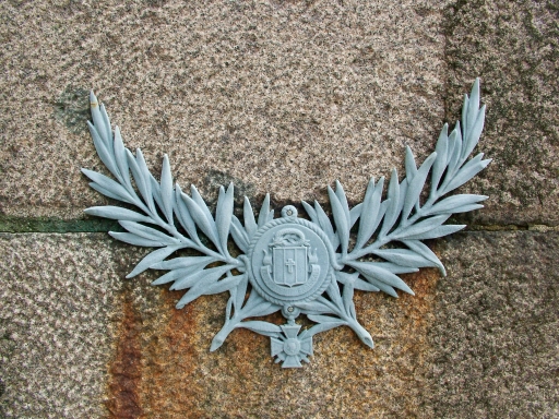 Détail du motif de la base.