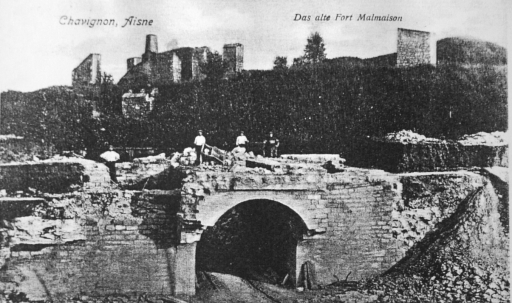 Entrée du fort pendant l'occupation.