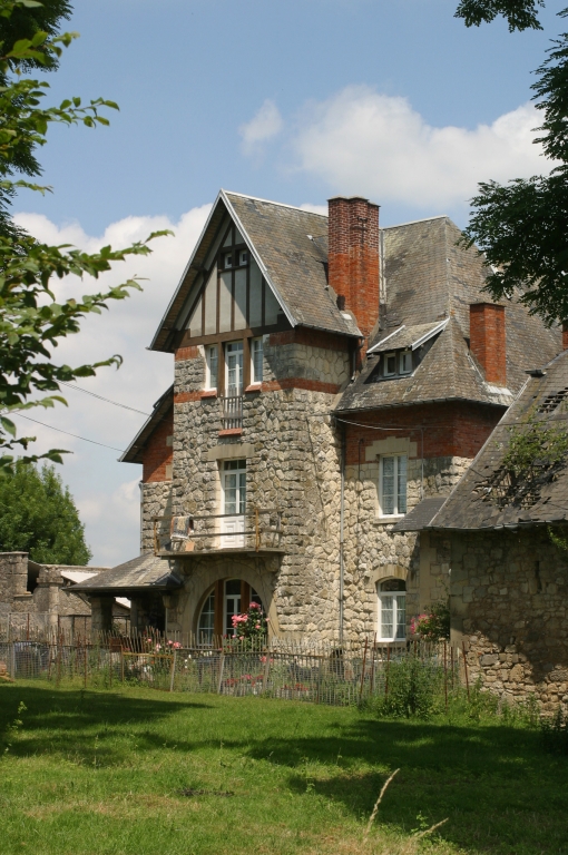 Vue du logis.