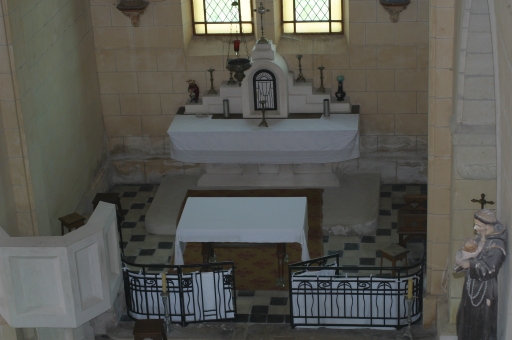 Vue du maître-autel.