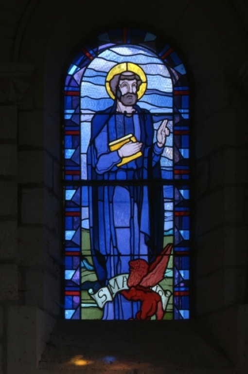 Vitrail de saint Marc dans le choeur.