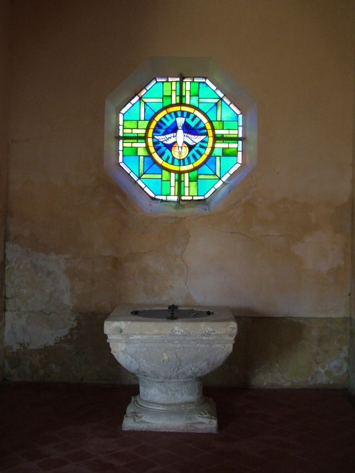 Vue de la chapelle des fonts baptismaux.