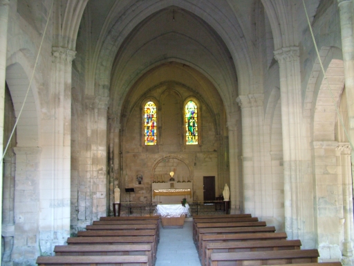 Vue intérieure de l'église.