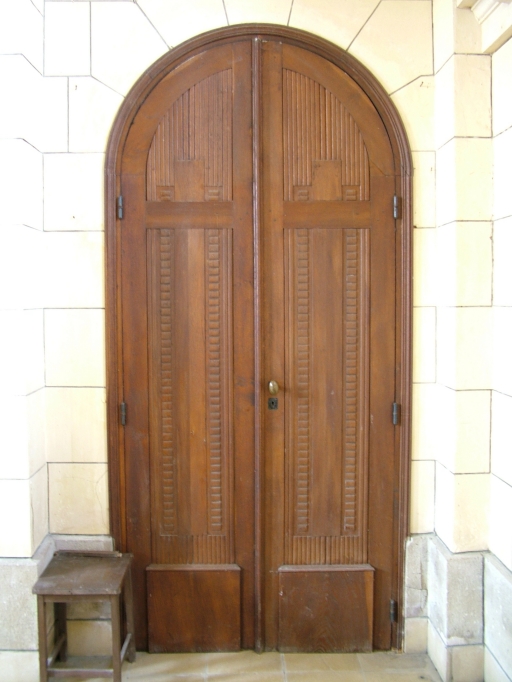 Vue de la porte de la sacristie.