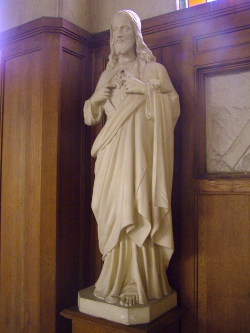 Statue du Christ du Sacré Coeur.