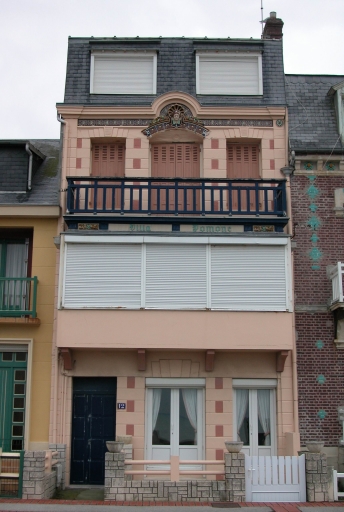 Maison à plusieurs logements superposés dite villa Pomone