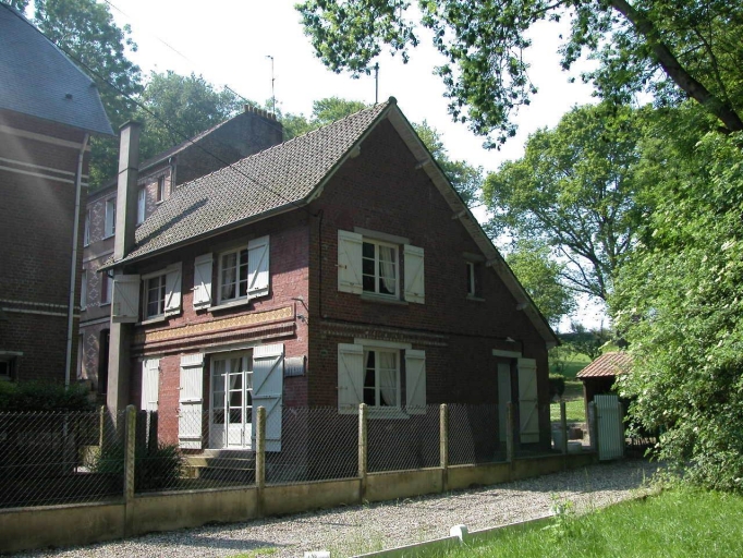 Le Pavillon Saint-Pierre, anciens communs de la maison Les Fougères.