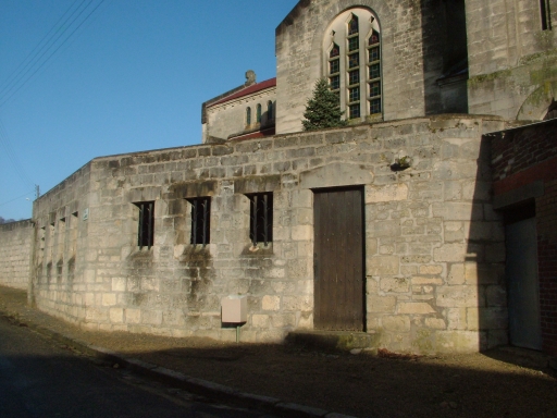 Vue extérieure de la crypte.