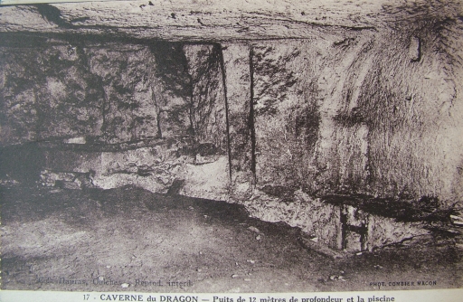 Vue intérieure de la carrière après la guerre : puits et piscine (Coll. Part.).