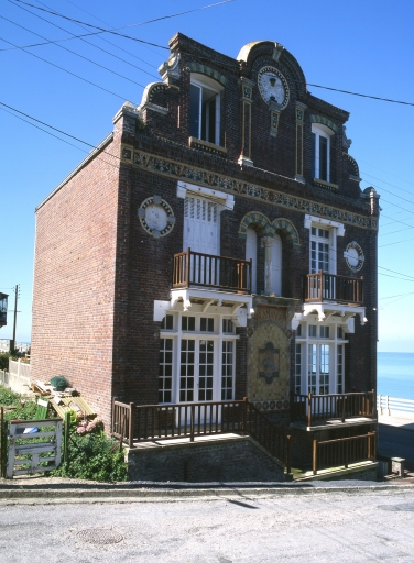 Vue d'ensemble depuis la rue Hénin.
