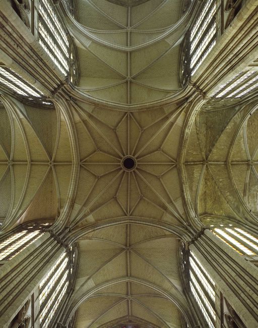 Vue de la voûte de la croisée du grand transept.