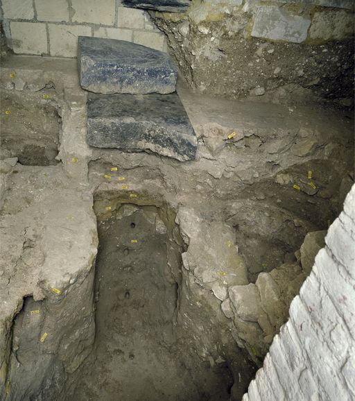 Vue de l'emplacement de la tombe de saint Quentin.