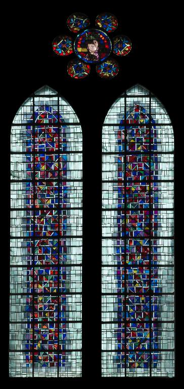 Ensemble de deux verrières mixtes (verrières figurées, verrières abstraites) : allégories de Vertus ? (baies 107 et 108)