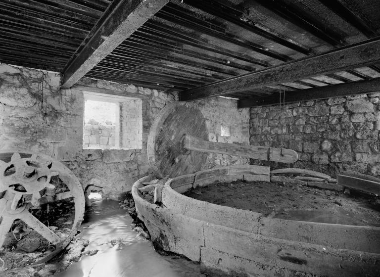 Vue intérieure, salle du pressoir.