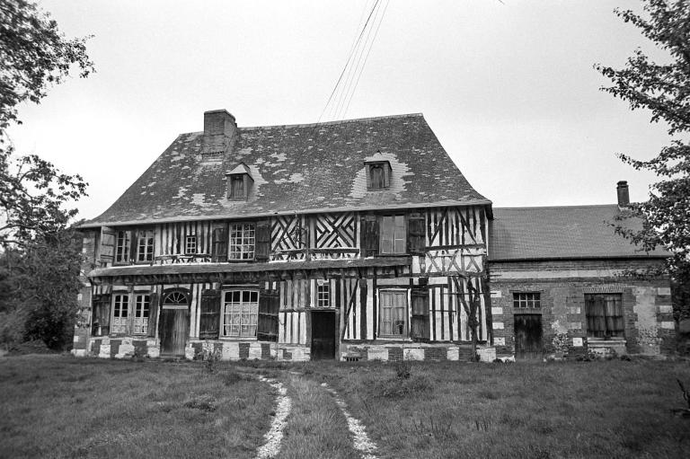 Façade principale.- Photographie de l'Inventaire général, 1979. 