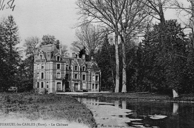 Le château.- Carte postale, photogr-éd. Lavergne, Vernon, vers 1910 (Collection particulière).