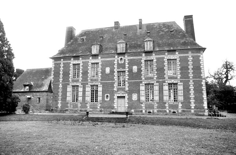 Logis, élévation nord.- Photographie de l'Inventaire général, 1980. 
