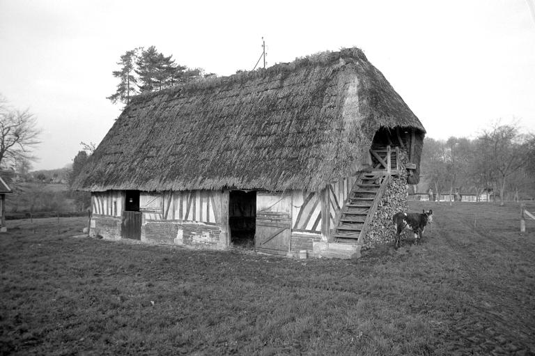 Etable.- Photographie de l'Inventaire général, 1980. 